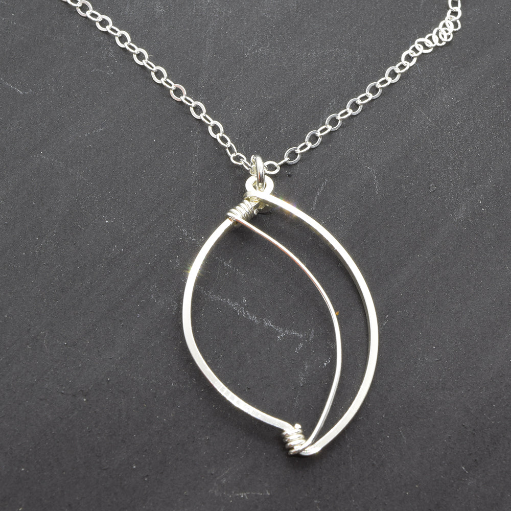 Leaf Silver Necklace - Cloverleaf Jewelry