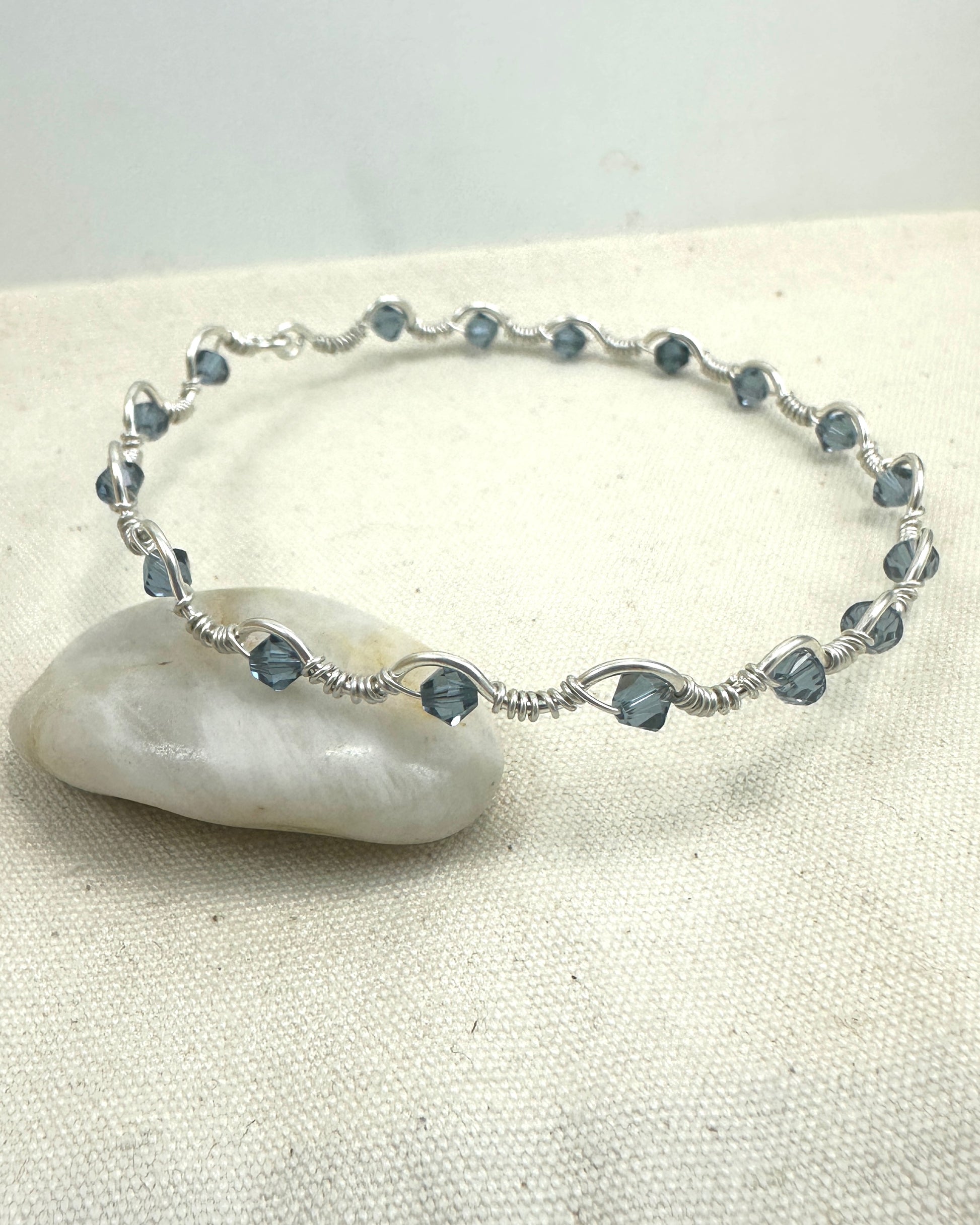 Jewelry Class: Beaded Wave Bangle - Cloverleaf Jewelry