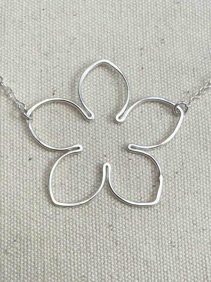 Blossom Silver Necklace Small - Cloverleaf Jewelry