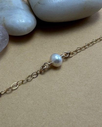 Solitaire Pearl Gold Bracelet or Anklet - Cloverleaf Jewelry