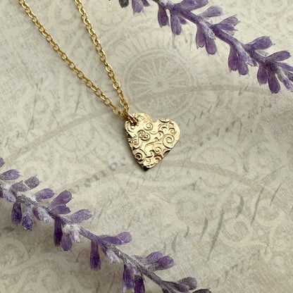 Swirly Heart Gold Necklace - Cloverleaf Jewelry