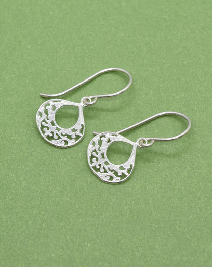 Sterling Silver Tiny Teardrop Earrings - Cloverleaf Jewelry