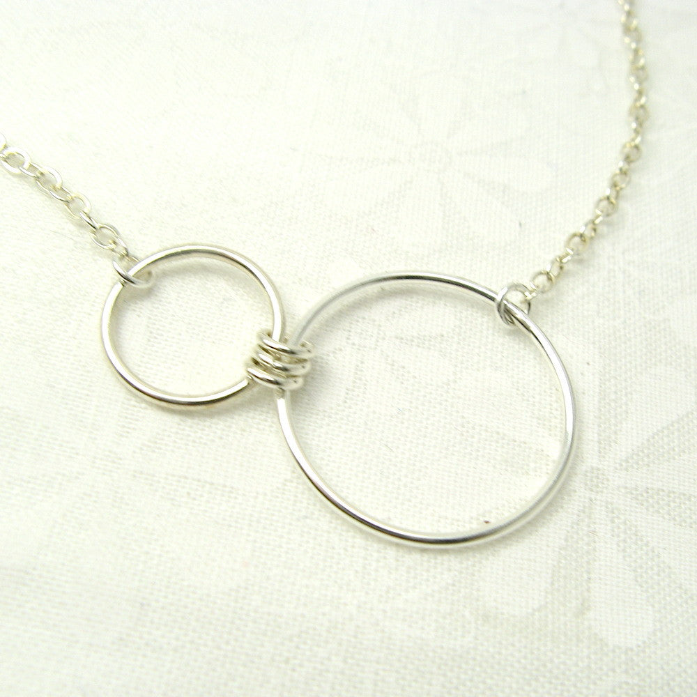 Nexus Silver Horizontal Necklace